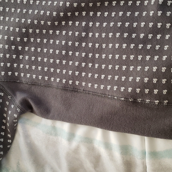 Beautiful Giant Peace & Money Hoodie Size M - Picture 10 of 13